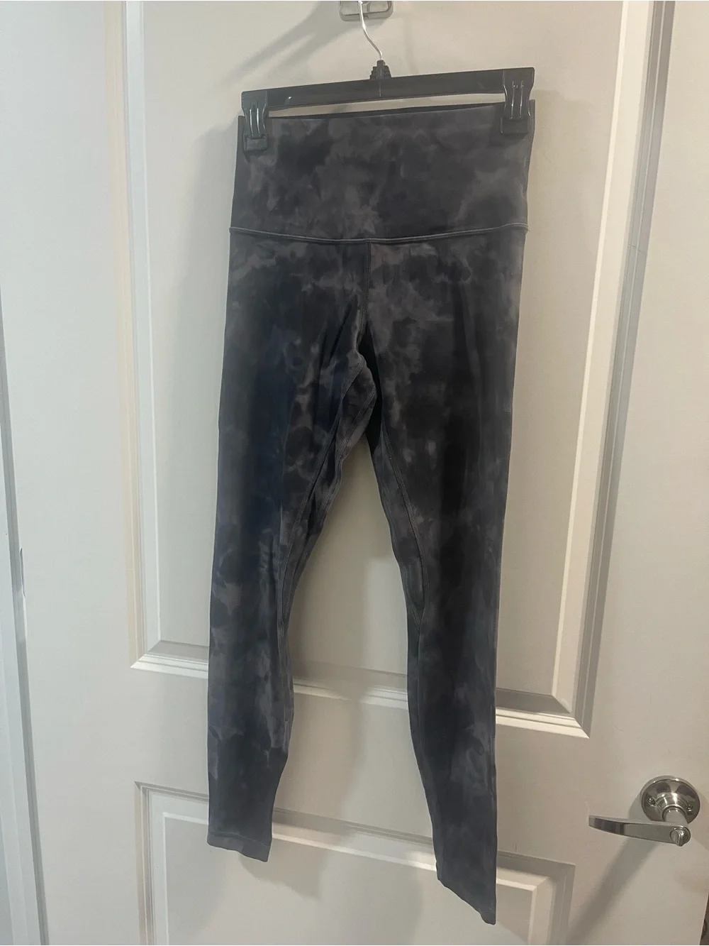 lululemon Align athletica Black and Charcoal Tie-Dye Leggings